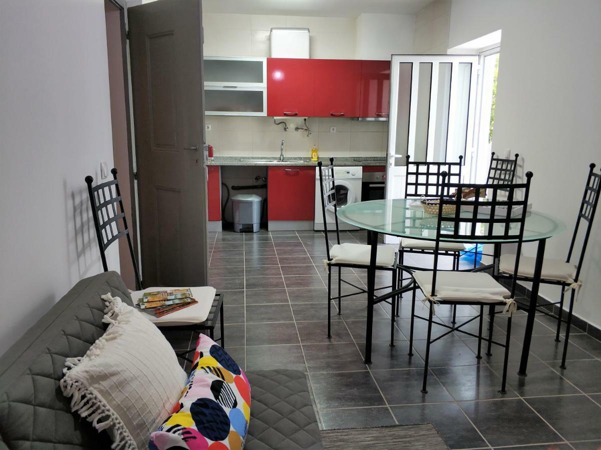 Sleep & Go Faro Airport Guest House Extérieur photo