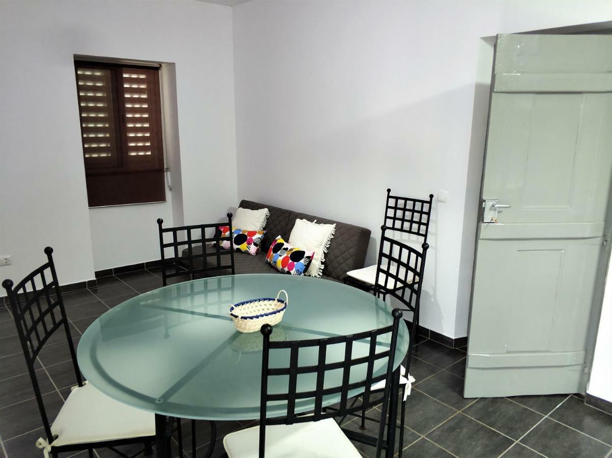 Sleep & Go Faro Airport Guest House Extérieur photo